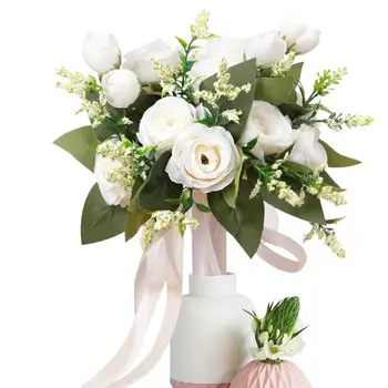 Noiva Segurando Flores Brancas Artificiais De Rosas, Buquês De Flores Artificiais Flores Terno De Casamento Da Noiva Segurando Flores De Casamento