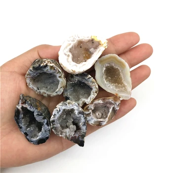 Natural Ágata Geodo de Cristal Buraco Mineral Amostra Contém Limpo Cristal Clusters de Belas Pedras e Cristais Ágata Fatia