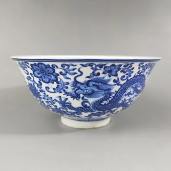 Requintado Chinesa Clássica Coleção, Decoração a Azul e a Branca da Porcelana Tigela Pintada Com o Dragão e Desenhos de Flores